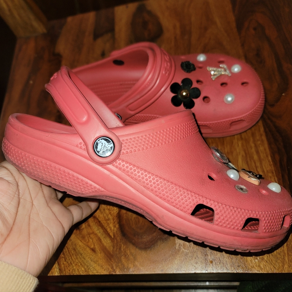 CROCS Adult Red with Charms - Size 7 Womens/9 Mens